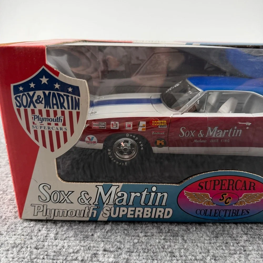 1:18 SCALE 1970 PLYMOUTH SUPERBIRD SOX & MARTIN LIMITED SUPERCAR COLLECTIBLES